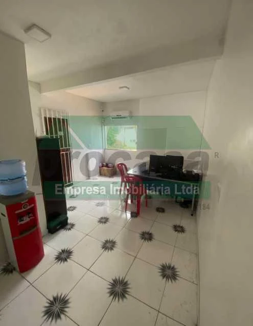 Casa :  / Comercial / Praça 14 de Janeiro