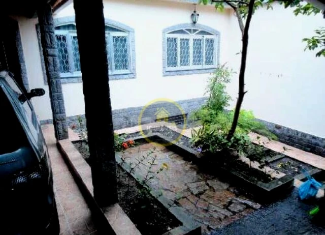 JCCA30028 Linda casa duplex sala, 3 quartos, suíte, hidromassagem.