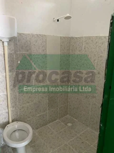 VENDE-SE PONTO COMERCIAL EM AVENIDA PRINCIPAL