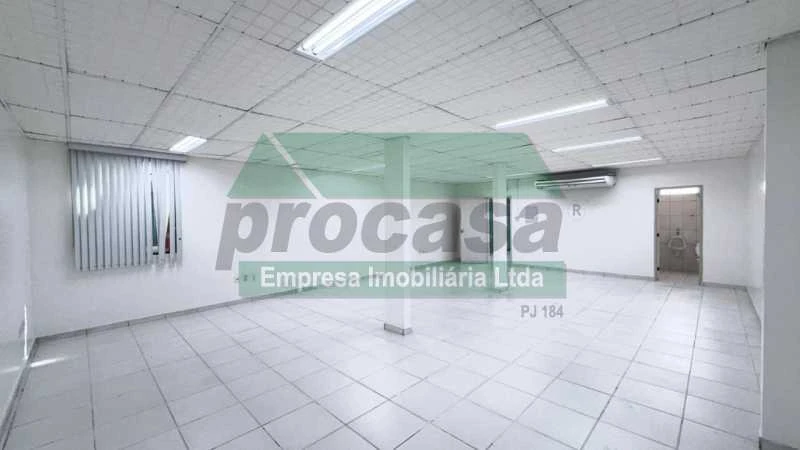 Sala Comercial à Locação, 70m² por RS 3.500,00 no Parque Dez de Novembro - Manaus-AM com habite-se