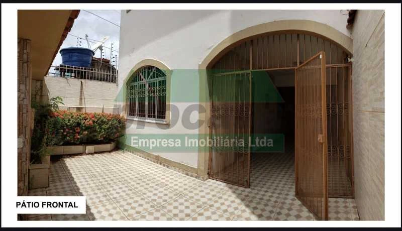 Casa de rua :  / Residencial / Praça 14 de Janeiro