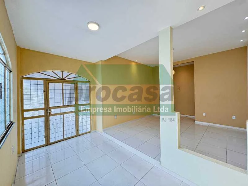 Casa com 3 dormitórios à venda e locação, 250 m² - Cidade Nova - Manaus-AM