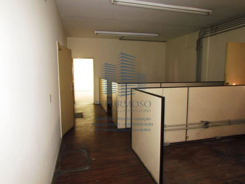 Galpões à venda 6000m² e locação na Rua Melo e Souza em São Cristovão