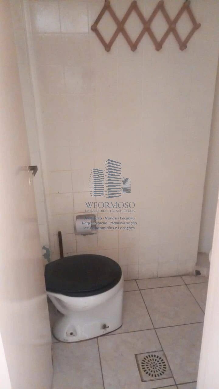 Sala comercial 25m2 para locação na Rua Dias da Cruz Meier