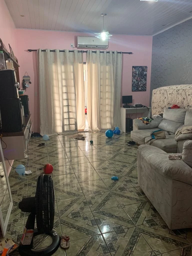 Casa com 2 dormitórios à venda, 128 m² por RS 185.000,00 - Nova Cidade - Manaus-AM