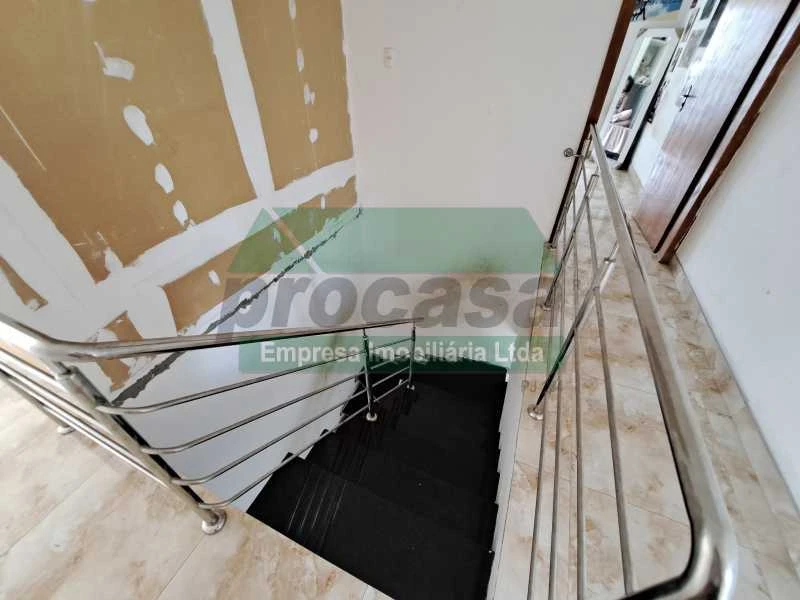 Casa com 6 dormitórios à venda, 600 m² por RS 650.000,00 - Dom Pedro - Manaus-AM