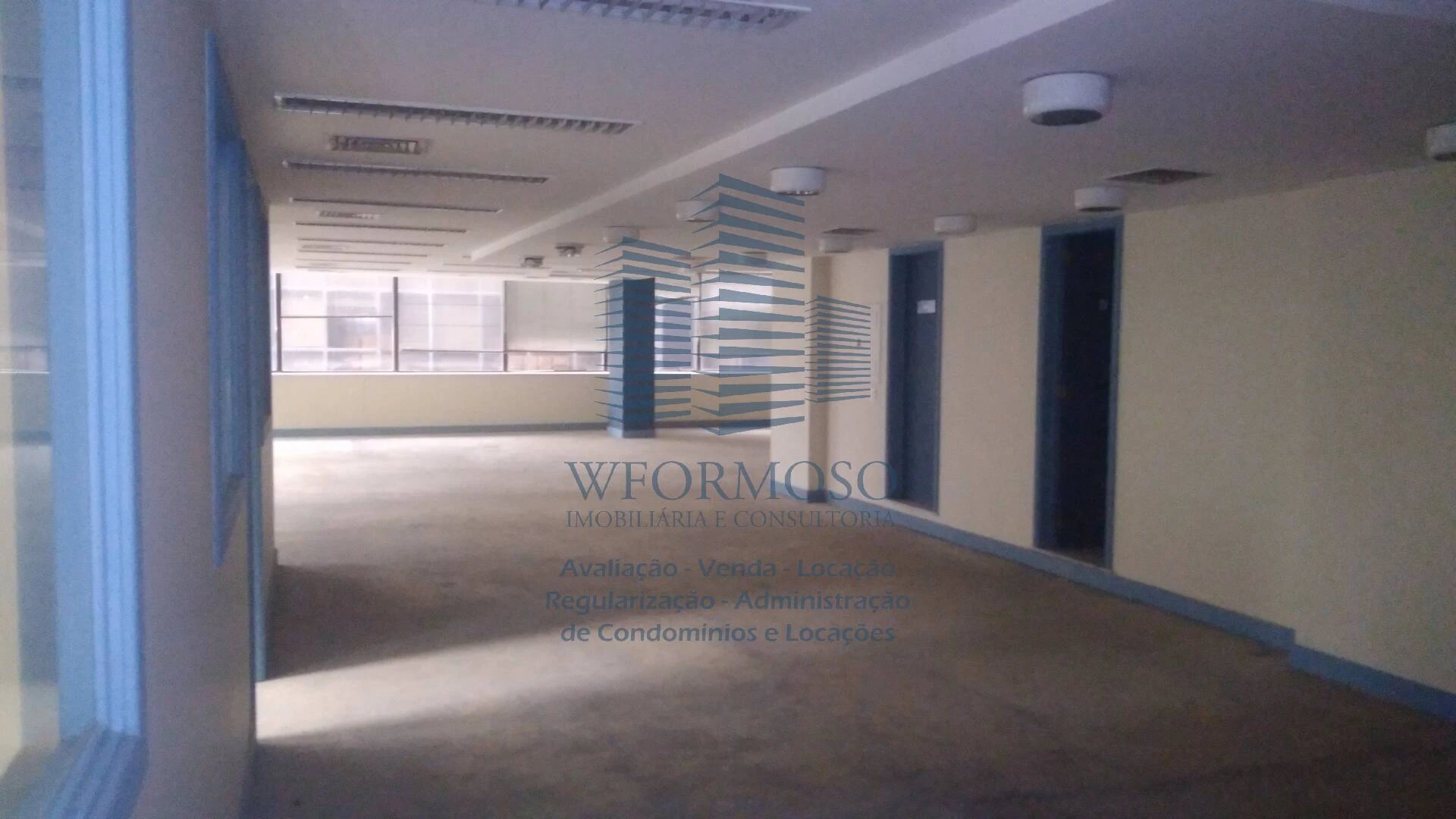 Andar comercial 678m² locação na Praça Pio X centro