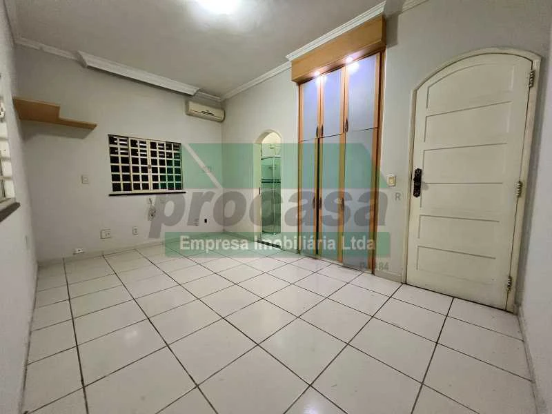 Casa de rua -  / Residencial / Japiim