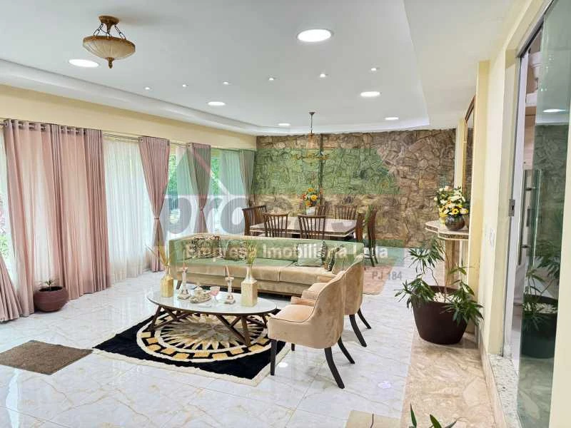 Casa com 4 dormitórios à venda, 700 m² por RS 1.200.000 - Planalto - Manaus-AM
