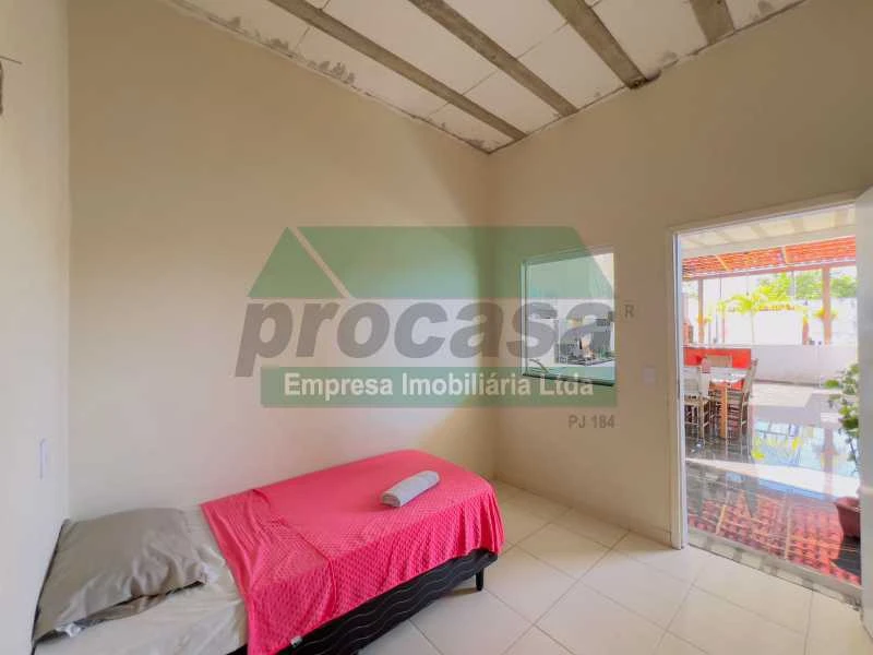 Casa em Condomínio :  / Residencial / Zona Rural