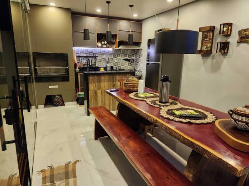 Vende Excelente casa com 3qtos s/ 1 ste em Condominio Fechado no Bairro Taruma - Manaus Amazonas - A