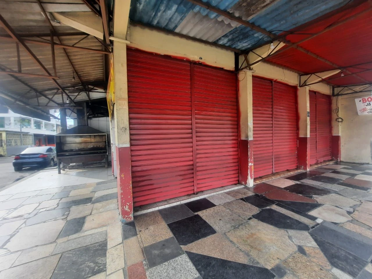 Prédio à venda, 300 m² por RS 900.000,00 - Petrópolis - Manaus-AM