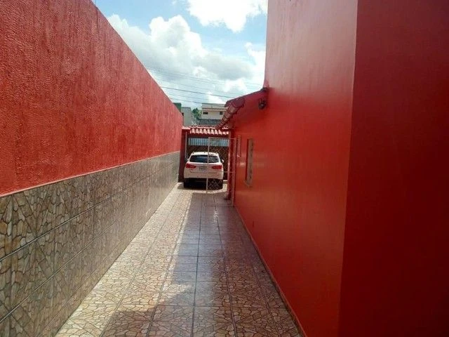 Casa com 3 dormitórios à venda, 300 m² por RS 420.000,00 - Flores - Manaus-AM
