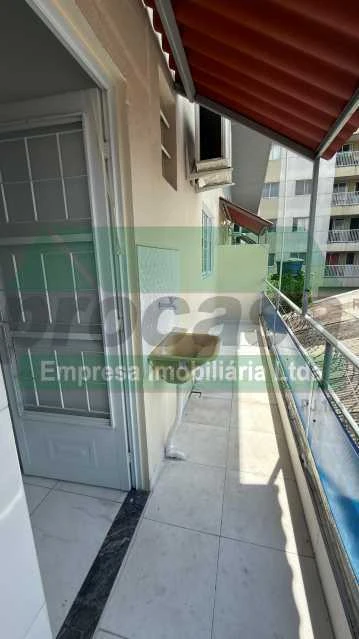 Apartamento Residencial / Parque Dez de Novembro Semi Mobiliado R$ 2.000,00