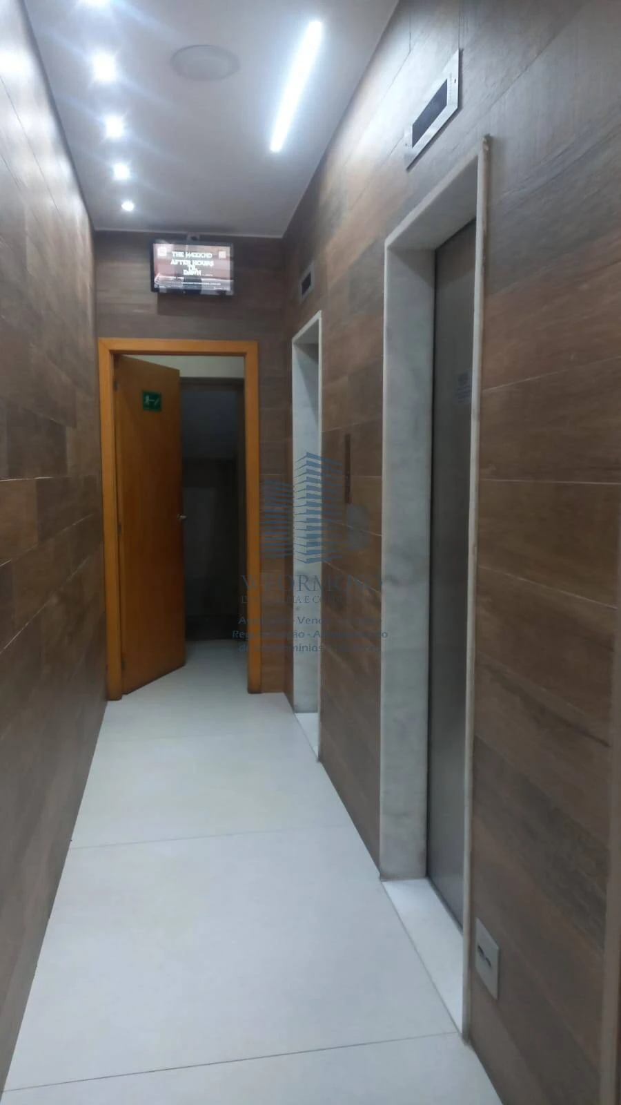 Sala comercial 25m2 para locação na Rua Dias da Cruz Meier