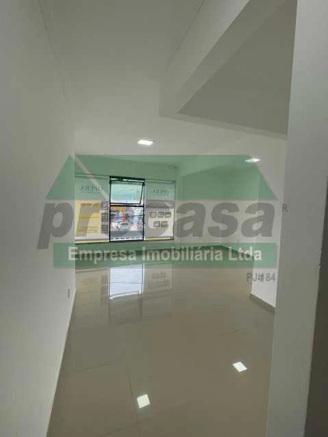 Sala comercial disponível para locação no P10