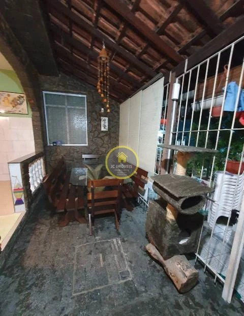 JCCV20016 – Excelente casa de vila, pronta para entrar e morar.