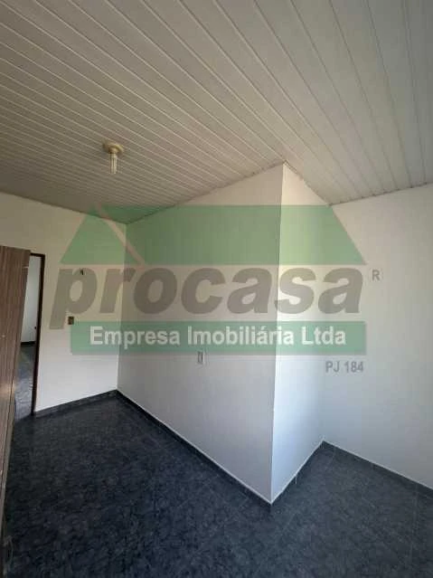 Apartamento Residencial / 1.200,00 / Parque Dez de Novembro