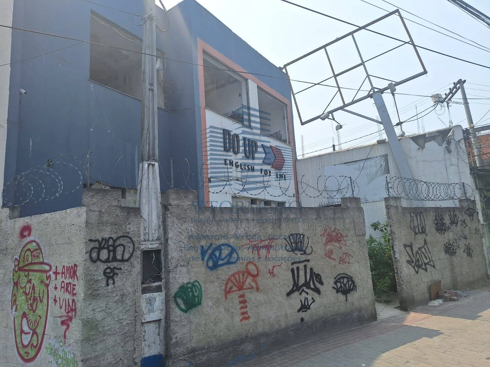 Prédio sobrado à venda e locação 300m² na Rua Doutor Francisco Portela