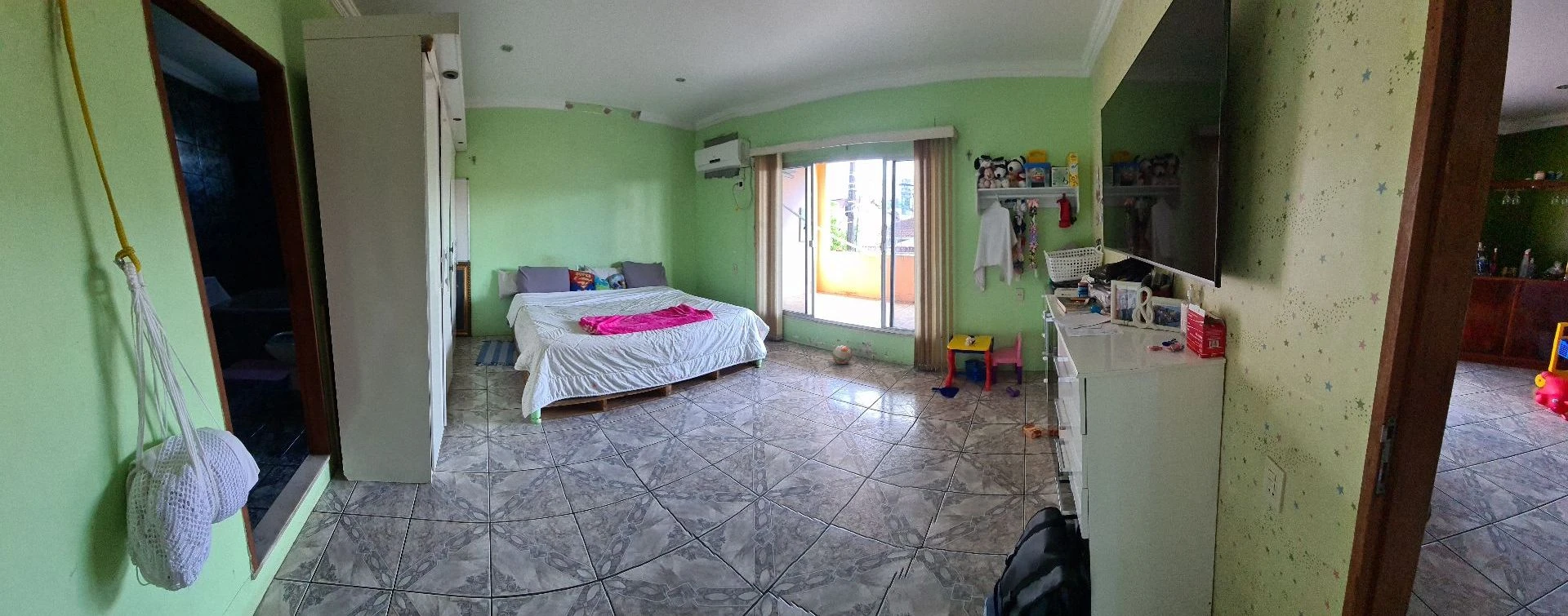 Casa com 5 dormitórios à venda, 600 m² por RS 600.000 - Parque 10 de Novembro - Manaus-AM
