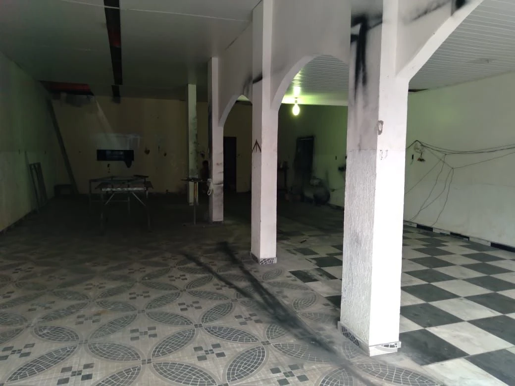 Prédio à venda, 480 m² por RS 390.000 - Novo Aleixo - Manaus-AM