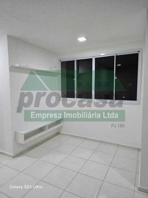 Apto semi mobiliado disponível para locação na ponta negra