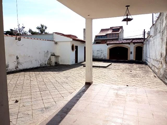 JCCA20225 Ótima casa em excelente localização.