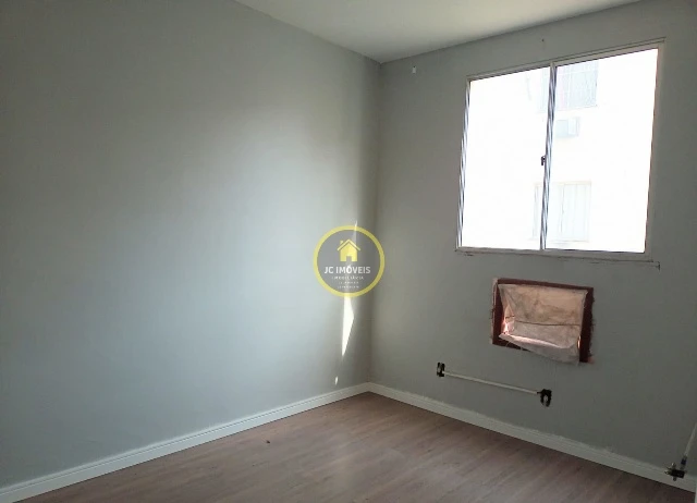 JCAP20423 – Apartamento vazio sala 2 quartos.