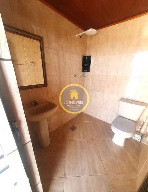 JCCA30030 Ótima casa em Vila Nova, sala, 3 quartos.