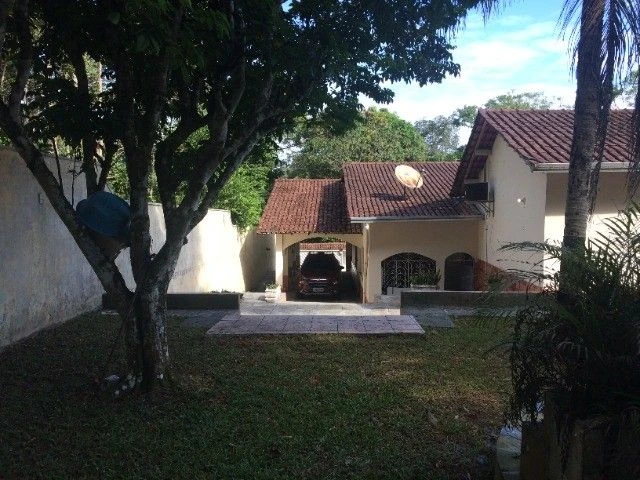 Casa com 4 dormitórios à venda, 220 m² por RS 980.000,00 - Tarumã - Manaus-AM