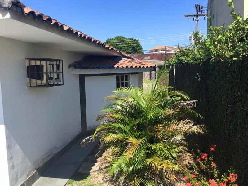 Casa à venda, 810 m² por RS 2.000.000,00 - Parque das Laranjeiras - Manaus-AM
