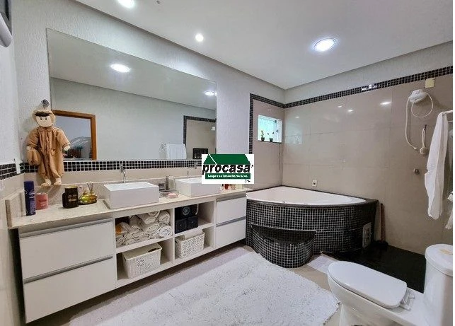 Casa com 3 dormitórios à venda, 350 m² por RS 1.800.000 - Ponta Negra - Manaus-AM
