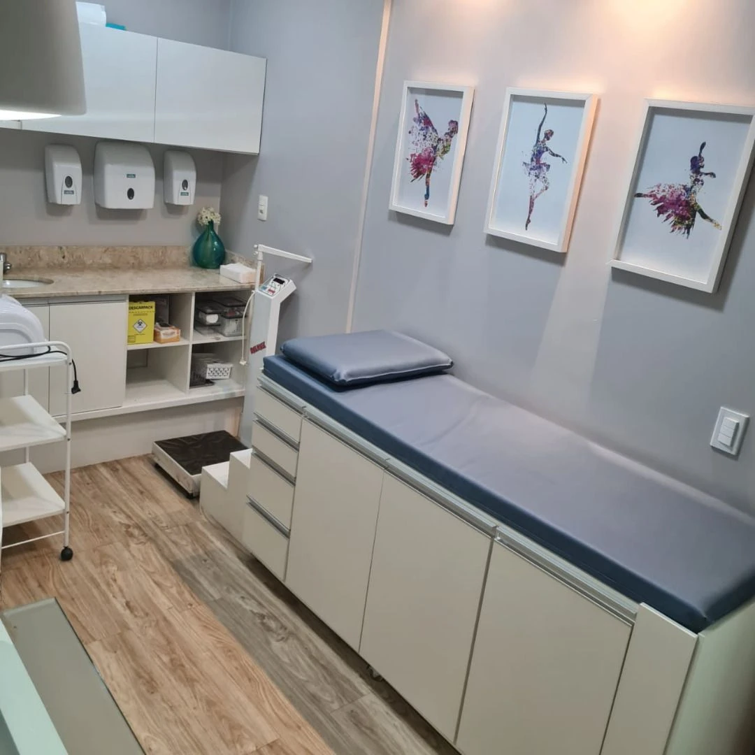 Salas 100% mobiliado  à venda, 70 m² por RS 950.000 - Chapada - Manaus-AM