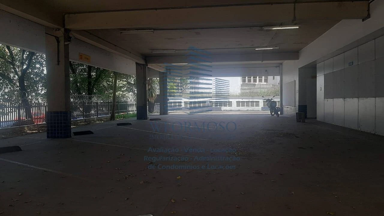 Prédio à venda 722m² na Estrada do Tindiba em Jacarepagua