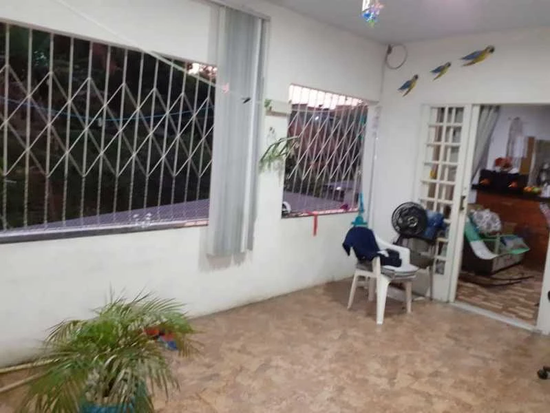 2 CASAS NO MESMO TERRENO CAMPOS SALES