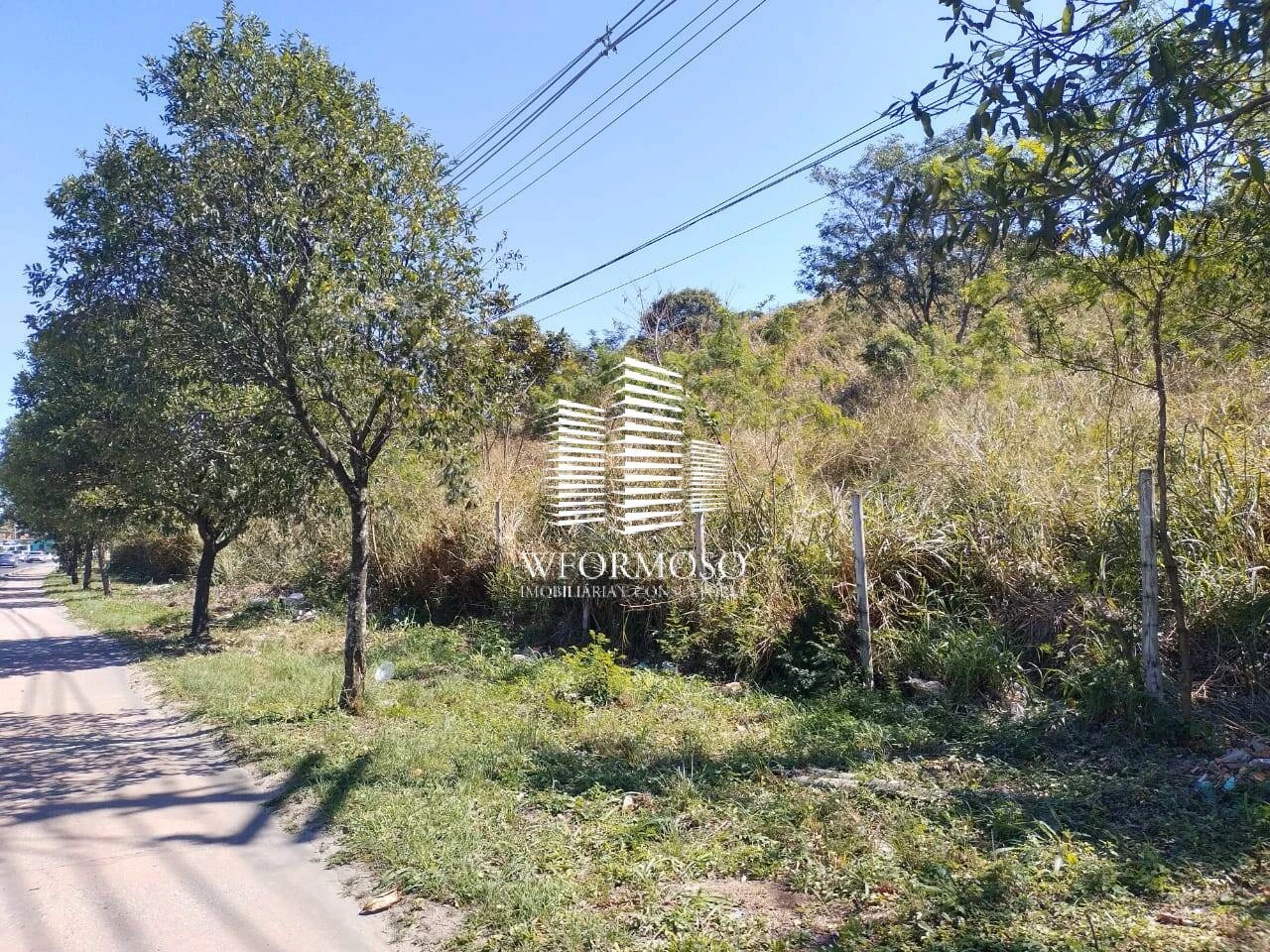Terreno 34.000m² à venda na Estrada do Magarça em Guaratiba