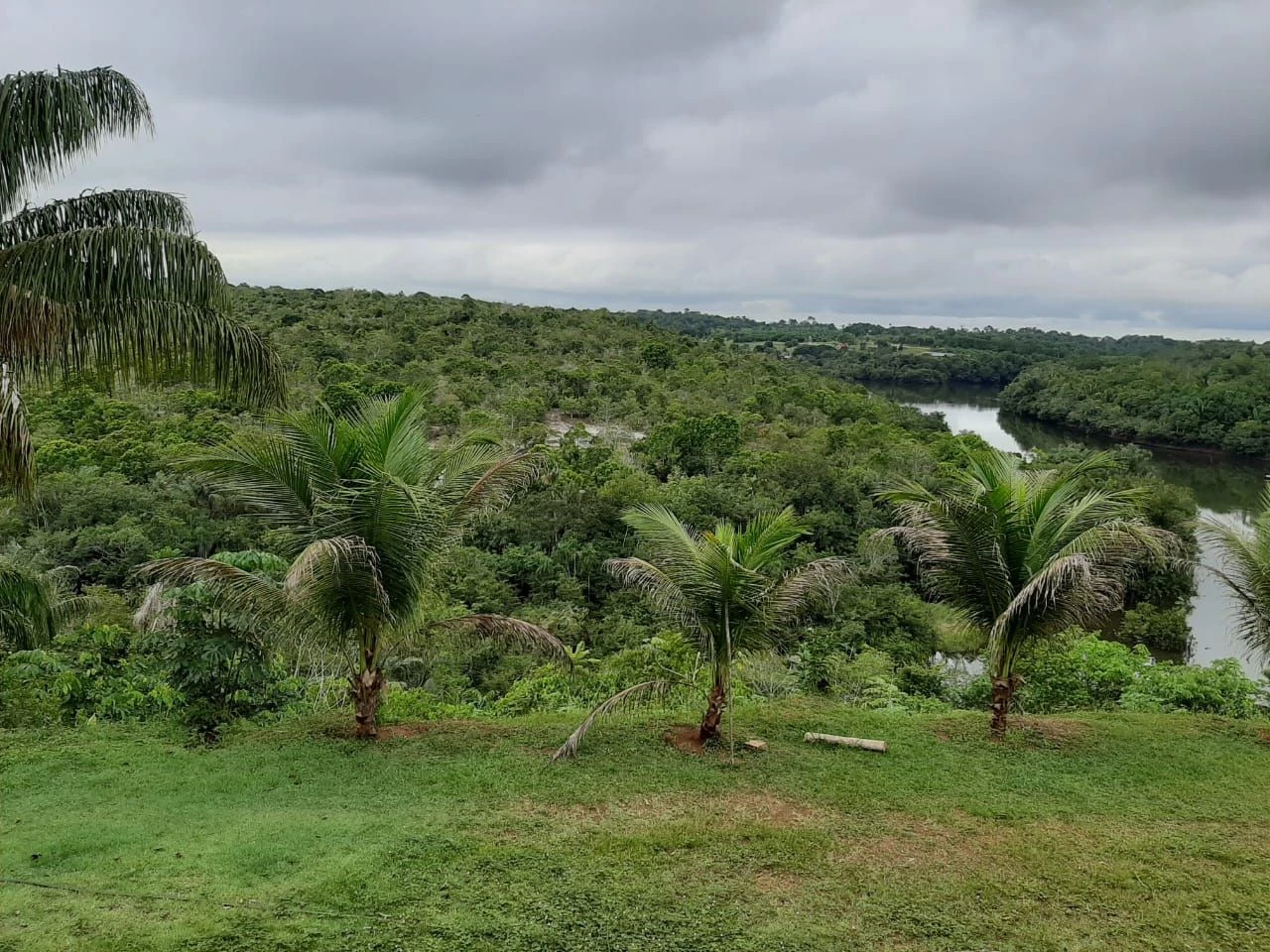 Sítio com 2 dormitórios à venda, por RS 700.000 em Iranduba