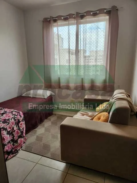 Aluga-se apartamento mobiliado em condomínio
