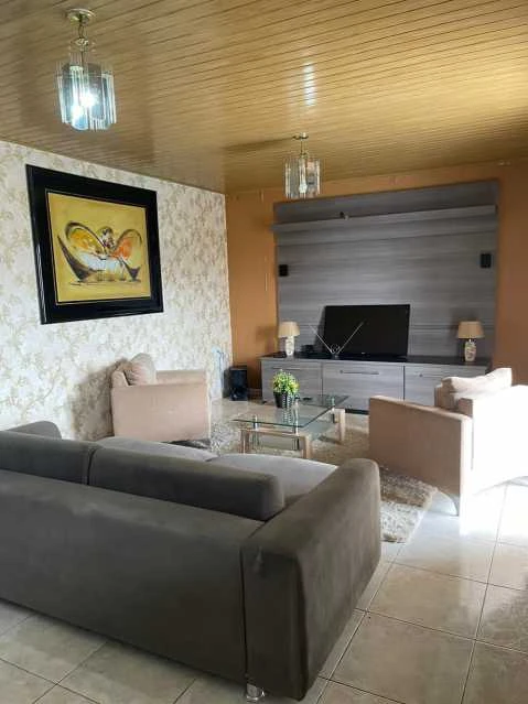 VENDE SE CASA NO PLANALTO