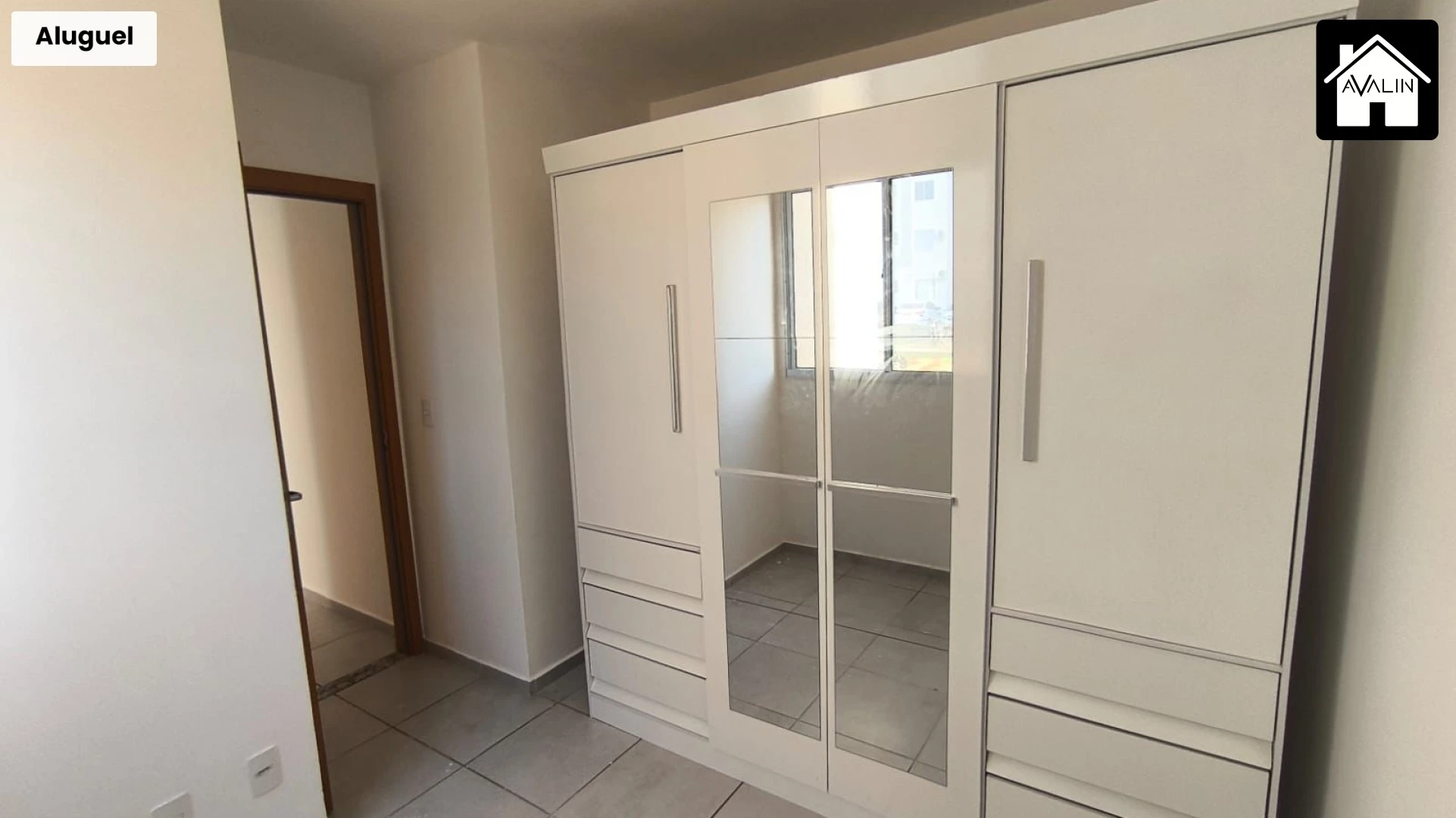 ALUGO APARTAMENTO TÉRREO NO CONDOMÍNIO CHAPADA RAVIERA