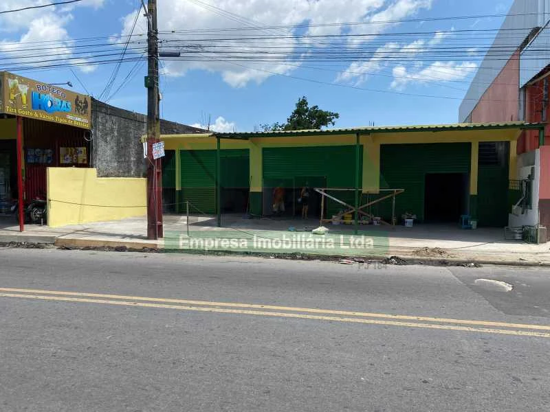 VENDE-SE PONTO COMERCIAL EM AVENIDA PRINCIPAL
