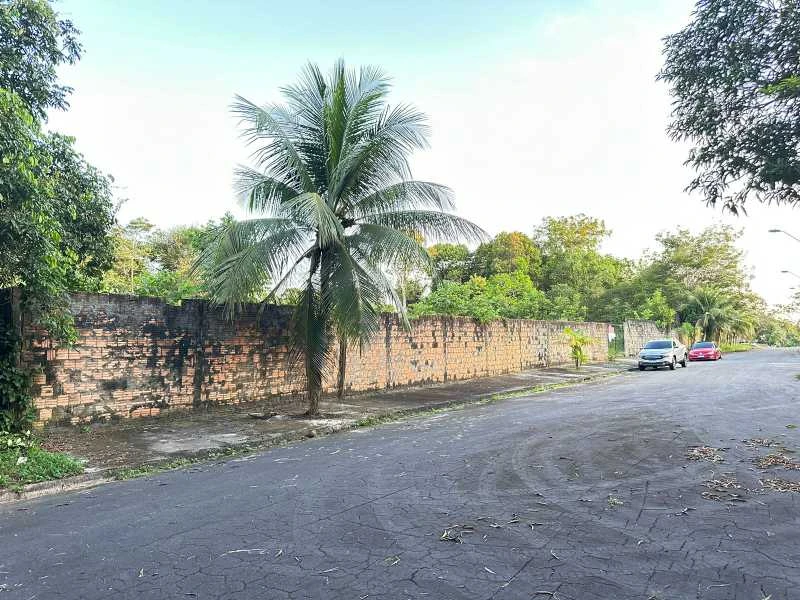 VENDE 2400M2 DE TERRA DENTRO DE CONDOMINIO PARCIALMENTE MURADO NA PONTA NEGRA POR APENAS 1.350.000,0