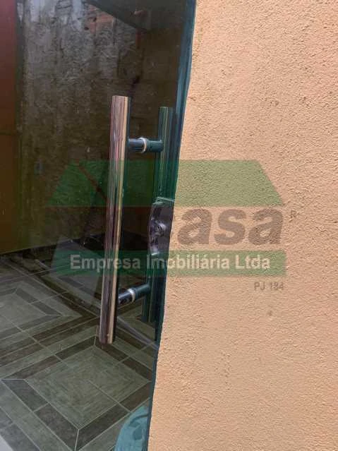 Casa de rua Residencial com Kitnets / Compensa lll