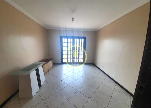 JCCA30030 Ótima casa em Vila Nova, sala, 3 quartos.