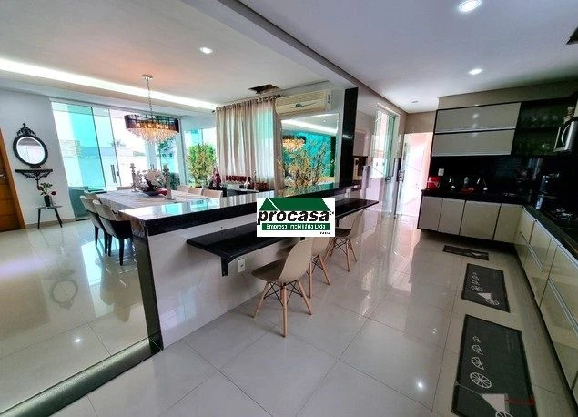 Casa com 3 dormitórios à venda, 350 m² por RS 1.800.000 - Ponta Negra - Manaus-AM