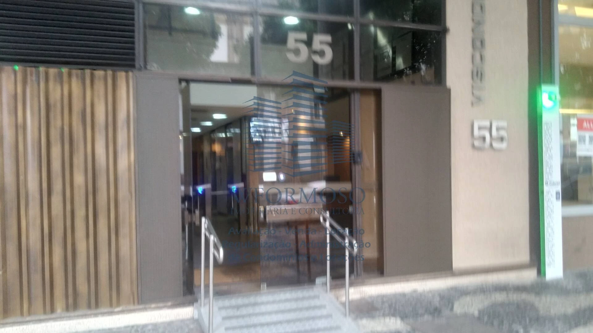 Andar comercial 678m² locação na Praça Pio X centro