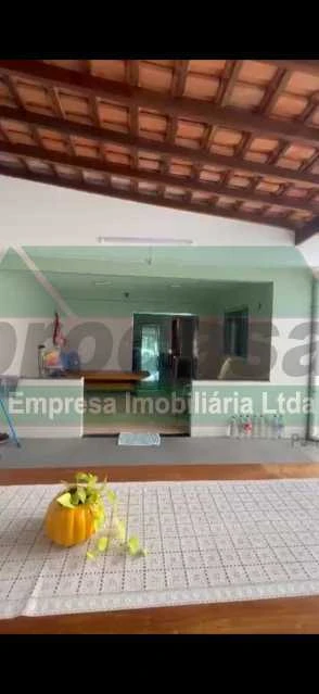 Casa em Condomínio :  / Residencial / Monte das Oliveiras