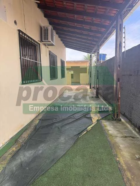 Aluga-se Casa Comercial no Conjunto Shangrilá - Parque dez
