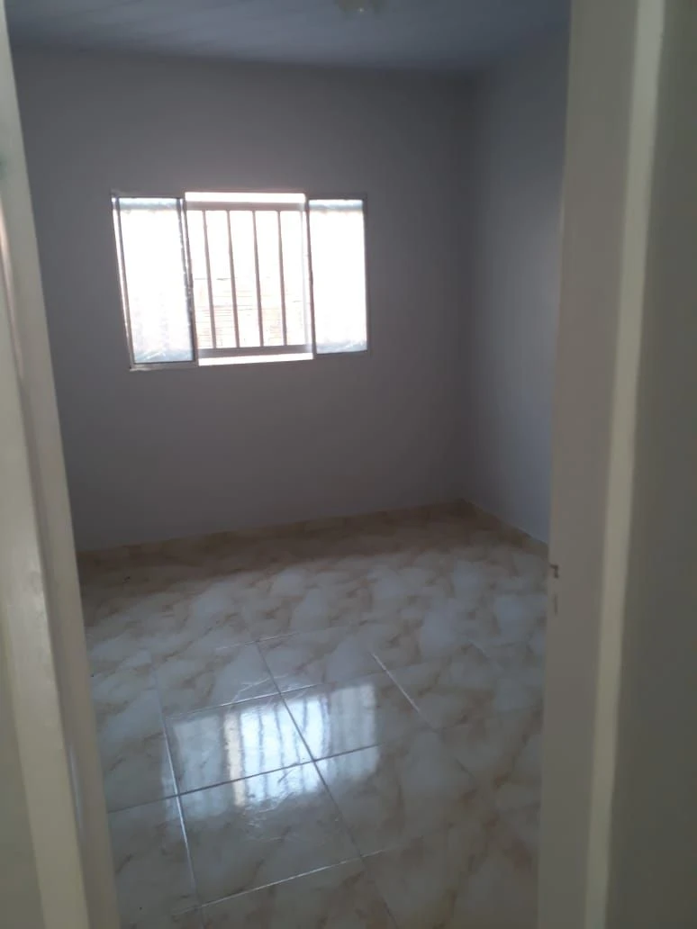 4 casas com 2 dormitórios à venda, por RS 600.000 - Flores - Manaus-AM