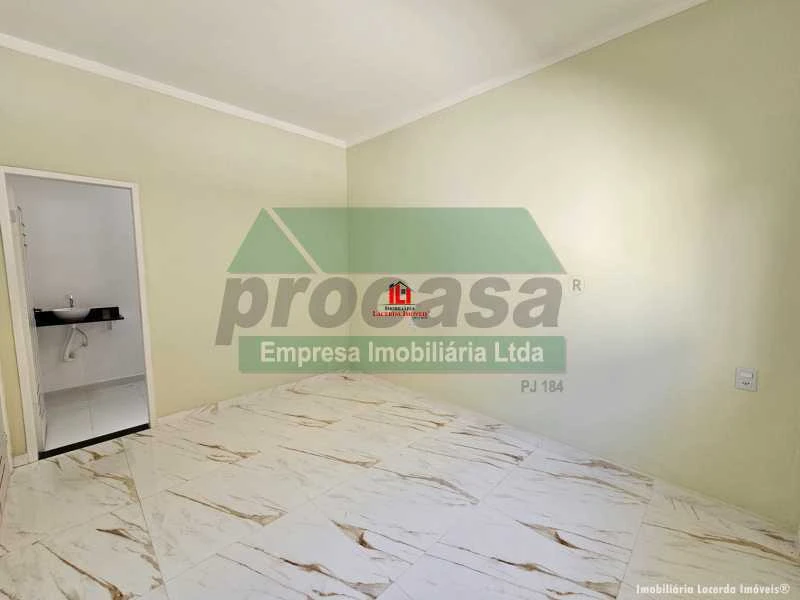 Casa em Condomínio - Térrea / Residencial / Tarumã